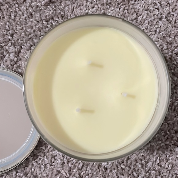 Bath & Body Works Rosewater & Ivy Scented Candle - Picture 3 of 3